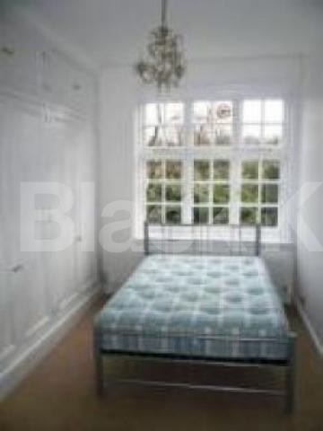 			2 Bedroom, 1 bath, 1 reception Flat			 Hollycroft Avenue, Hampstead